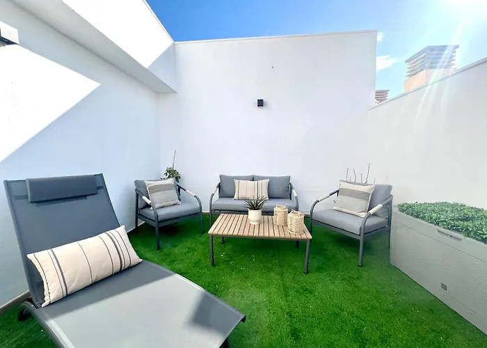 Capuchinos Penthouse & Terrace By Ele Apartments